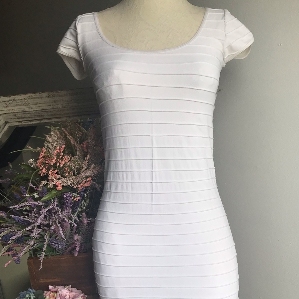 Bebe  dress
